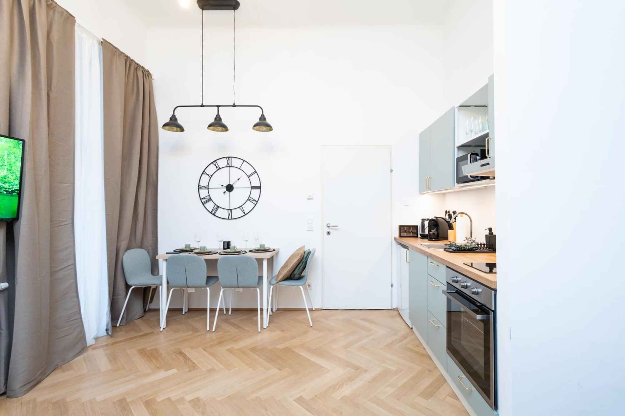 Charming Retreat Walking Distance From Town Centre Leilighet Wien Eksteriør bilde